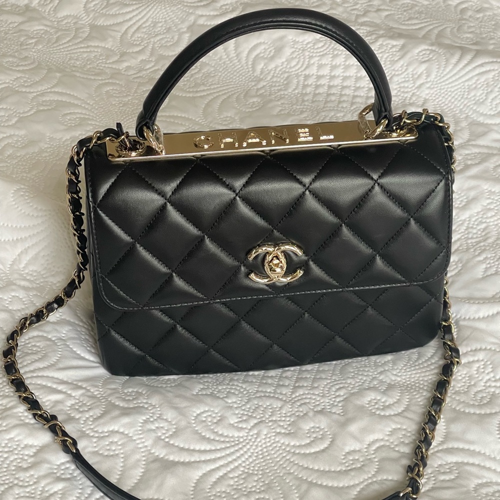 CHANEL
Lambskin Quilted Small Trendy CC Dual Handle Flap Bag Black 100%AUTHENTIC